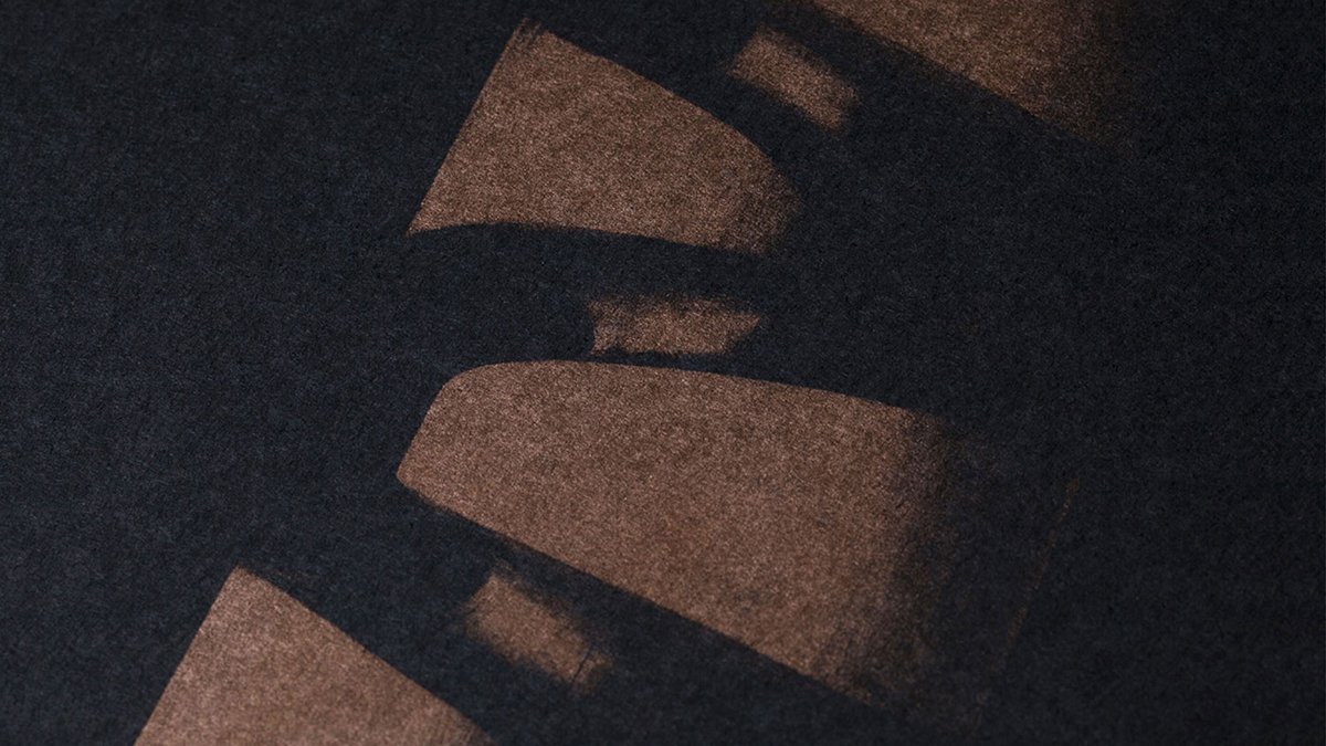 國(guó)外藝術(shù)古董品牌vi設(shè)計(jì)和產(chǎn)品手冊(cè)設(shè)計(jì)欣賞，vi設(shè)計(jì)，品牌vi設(shè)計(jì)，藝術(shù)品牌vi設(shè)計(jì)，產(chǎn)品手冊(cè)設(shè)計(jì)，深圳vi設(shè)計(jì)，左右格局