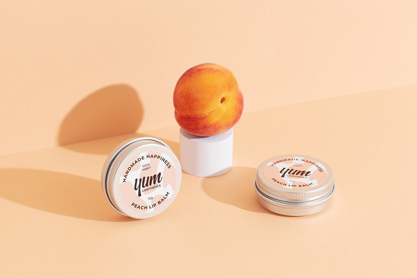 Yum高級手工零售化妝品精品店品牌VI設計，化妝品VI設計，高端VI設計，品牌視覺設計，深圳VI設計，左右格局