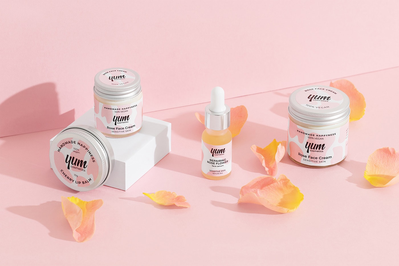 Yum高級手工零售化妝品精品店品牌VI設計，化妝品VI設計，高端VI設計，品牌視覺設計，深圳VI設計，左右格局